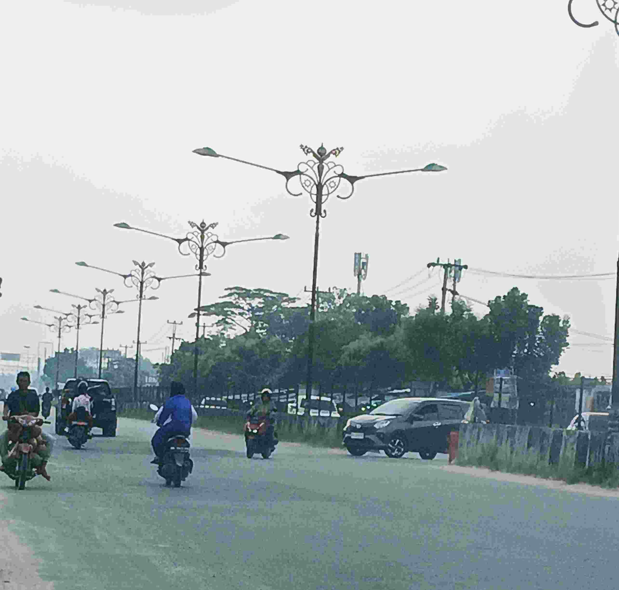 U-Turn Resmi dan Tidak Resmi di Jalur Bangkinang–Pekanbaru Disorot, Berpotensi Membahayakan Pengendara